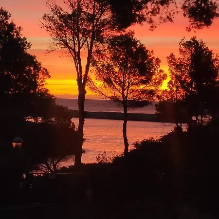 아파트 Paraiso En Cala Llobeta 칼라파트